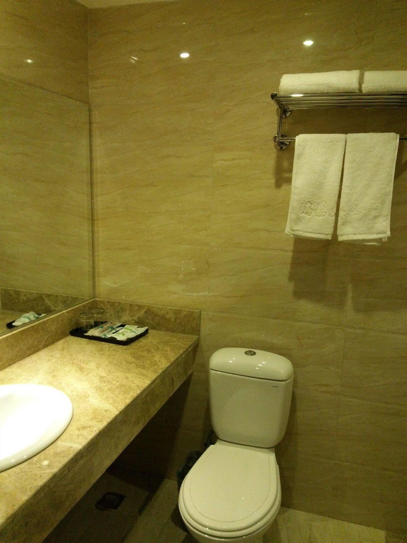 Chengdu Airport Ruijia Hotel Esterno foto